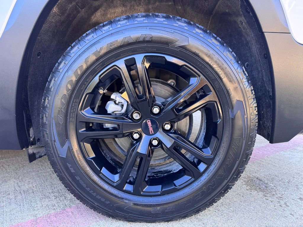 Used 2022 GMC Terrain AT4 w/ Infotainment Package II image 28