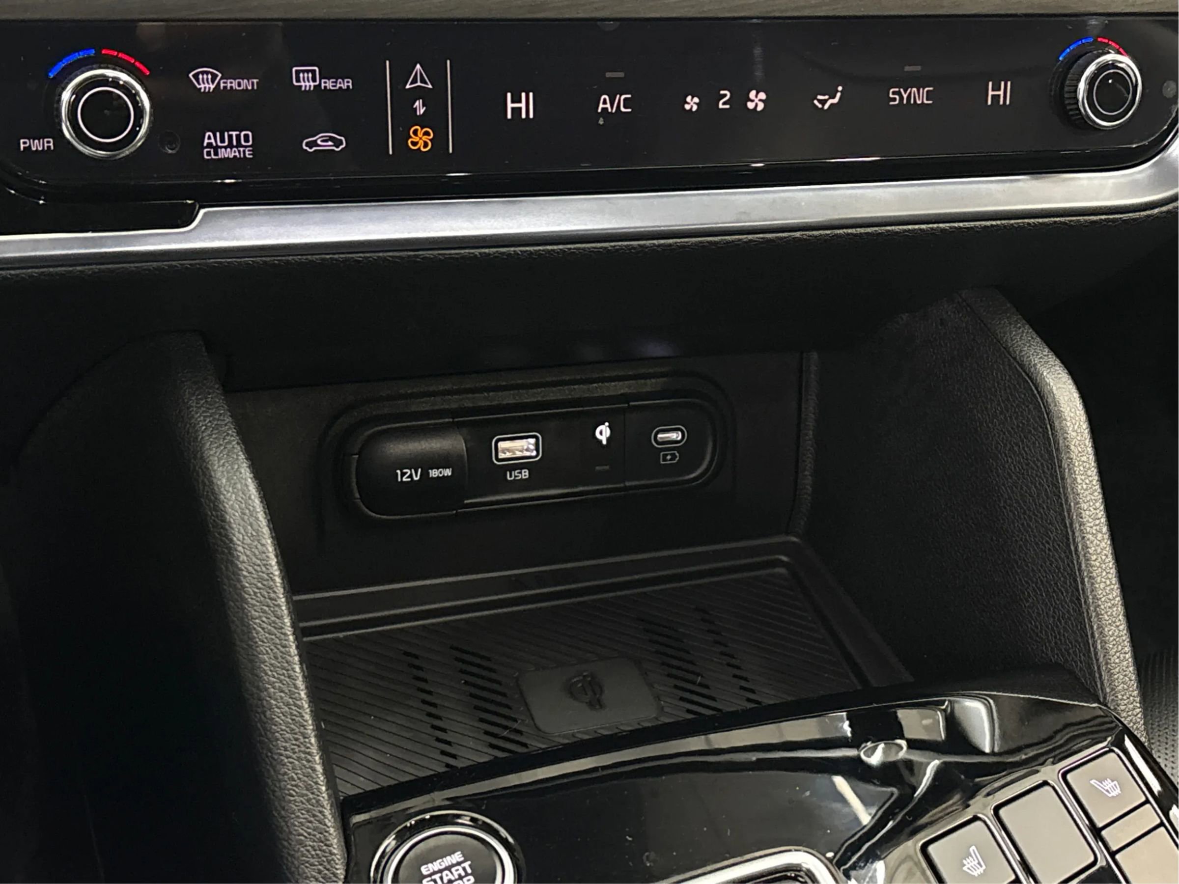 Used 2025 Kia Sportage X-Line w/ Premium Package image 39