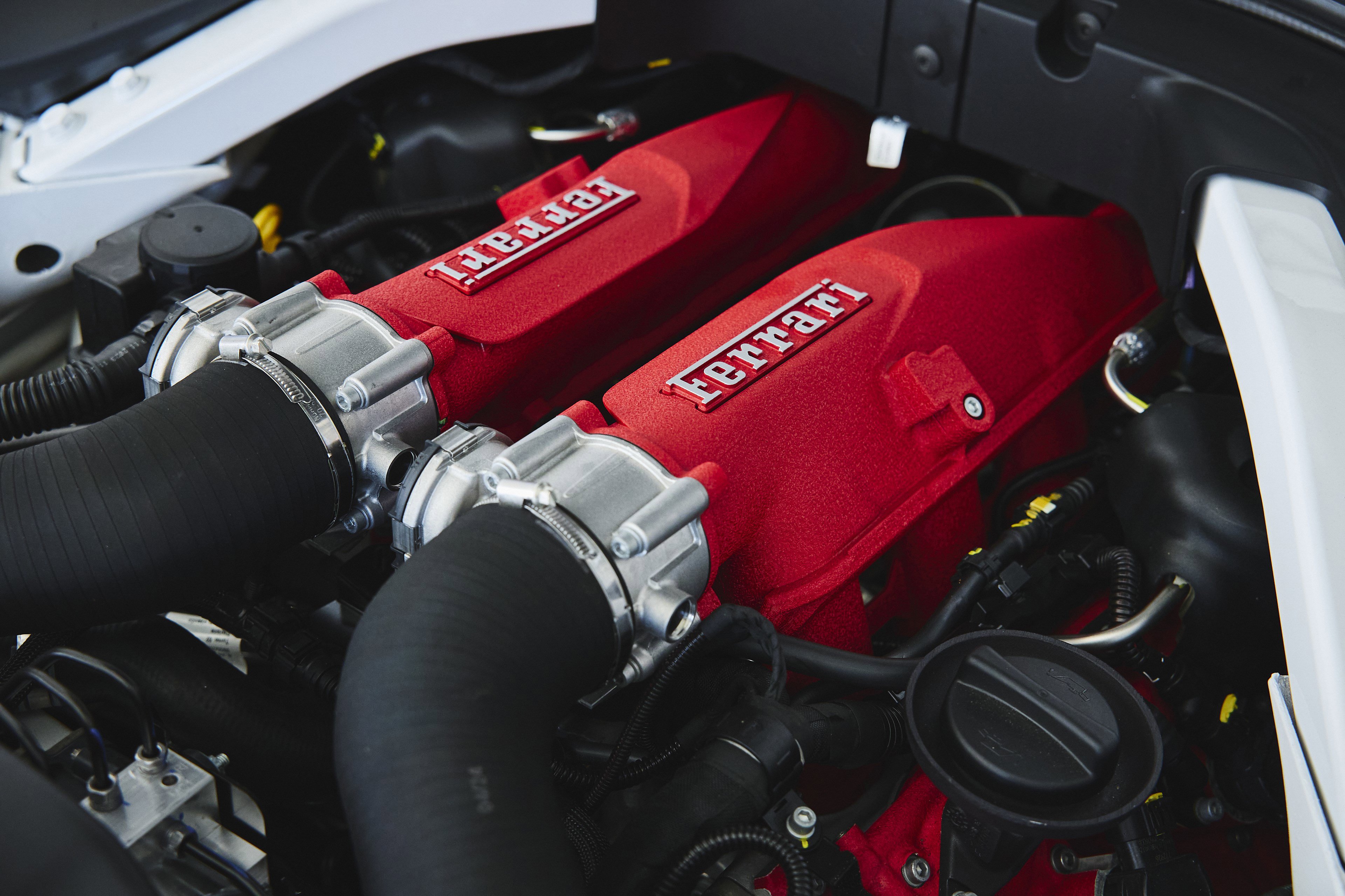 Used 2024 Ferrari Roma Spider image 15