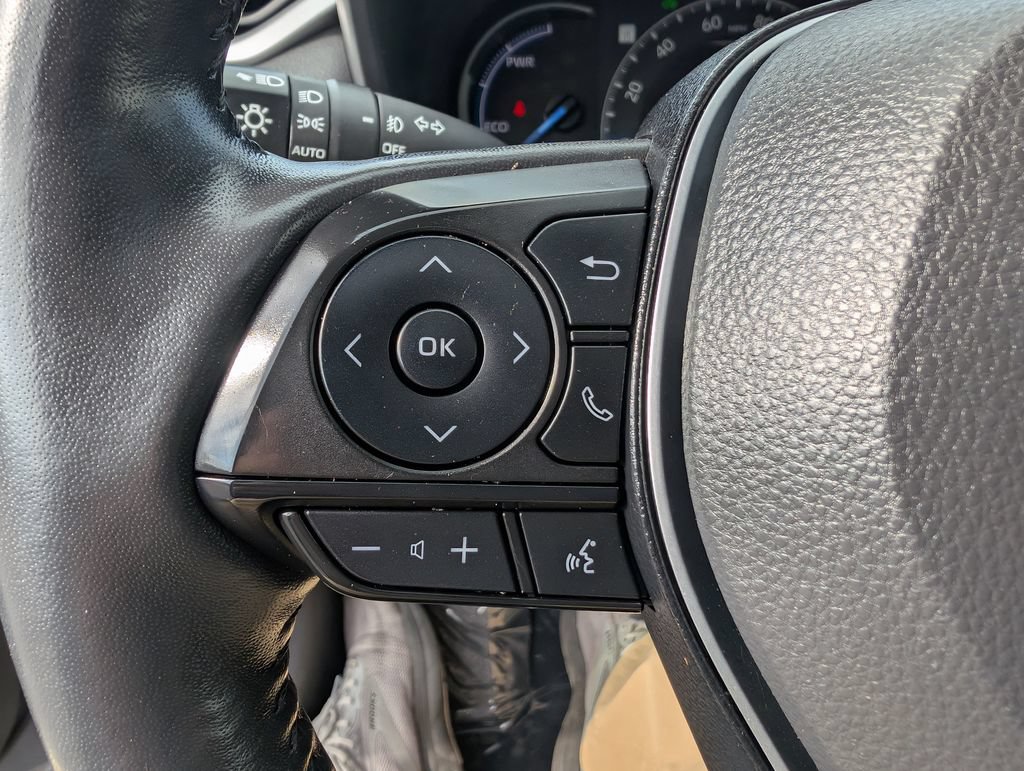 Used 2023 Toyota RAV4 XLE Premium AWD/4WD image 29