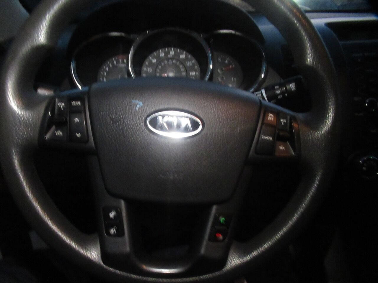 Used 2013 Kia Sorento LX image 13