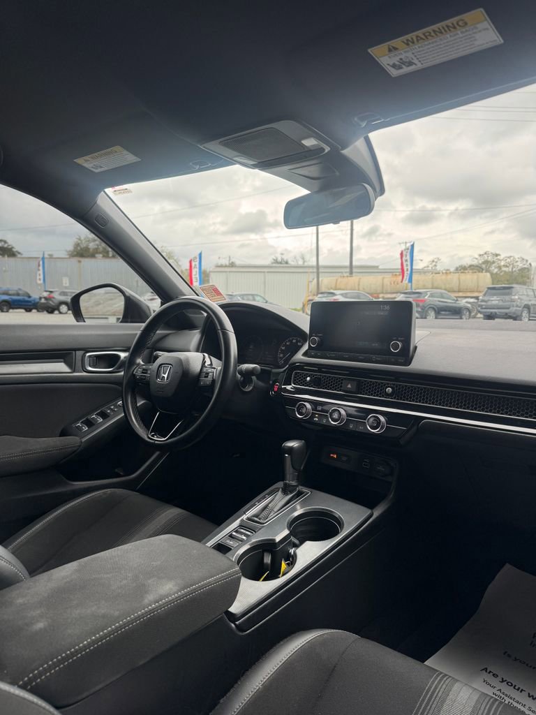 Used 2023 Honda Civic Sport image 13