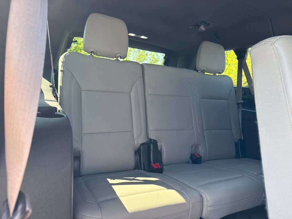Used 2024 Chevrolet Suburban LT AWD/4WD image 14