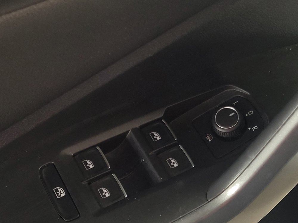 Used 2024 Volkswagen Jetta SE FWD image 27