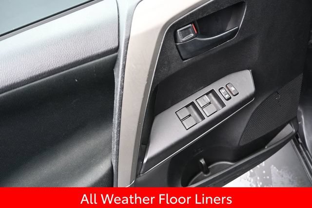 Used 2018 Toyota RAV4 LE w/ All Weather Liner Package AWD/4WD image 17
