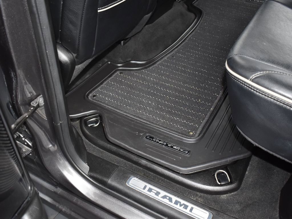 Used 2022 RAM 1500 Limited image 12