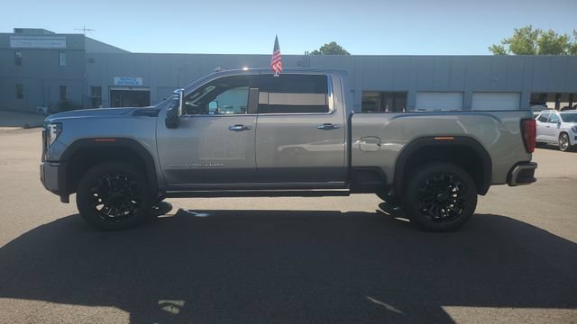 New 2026 GMC Sierra 2500 Denali Ultimate AWD/4WD image 4
