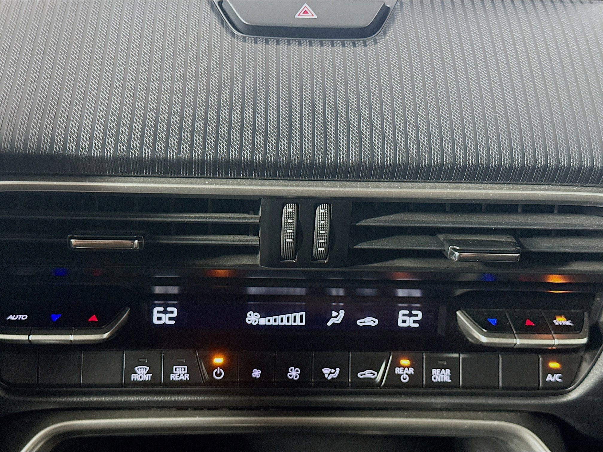 Used 2025 MAZDA CX-90 3.3 Turbo w/ Select Package image 24