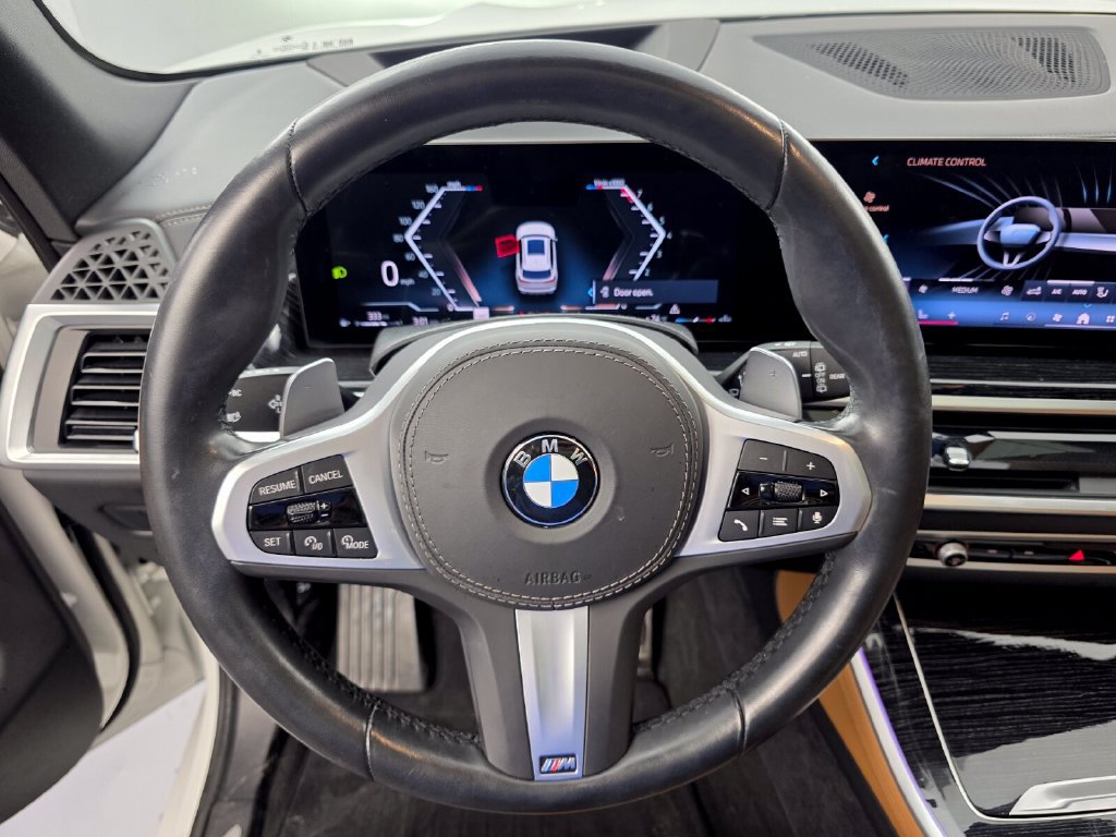 Certified 2025 BMW X5 sDrive40i w/ M Sport Package RWD image 18