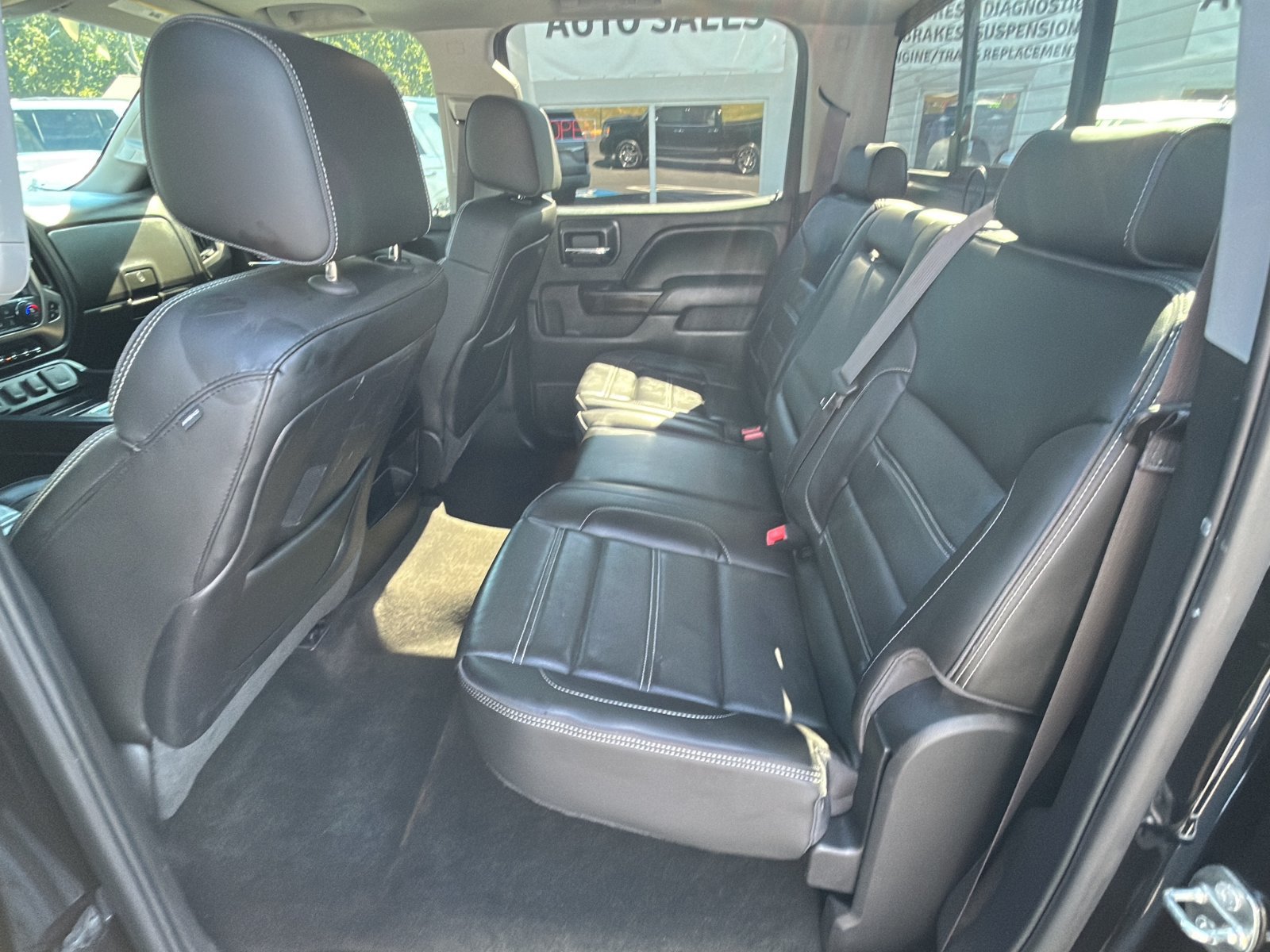 Used 2015 GMC Sierra 1500 Denali w/ Driver Alert Package RWD image 22