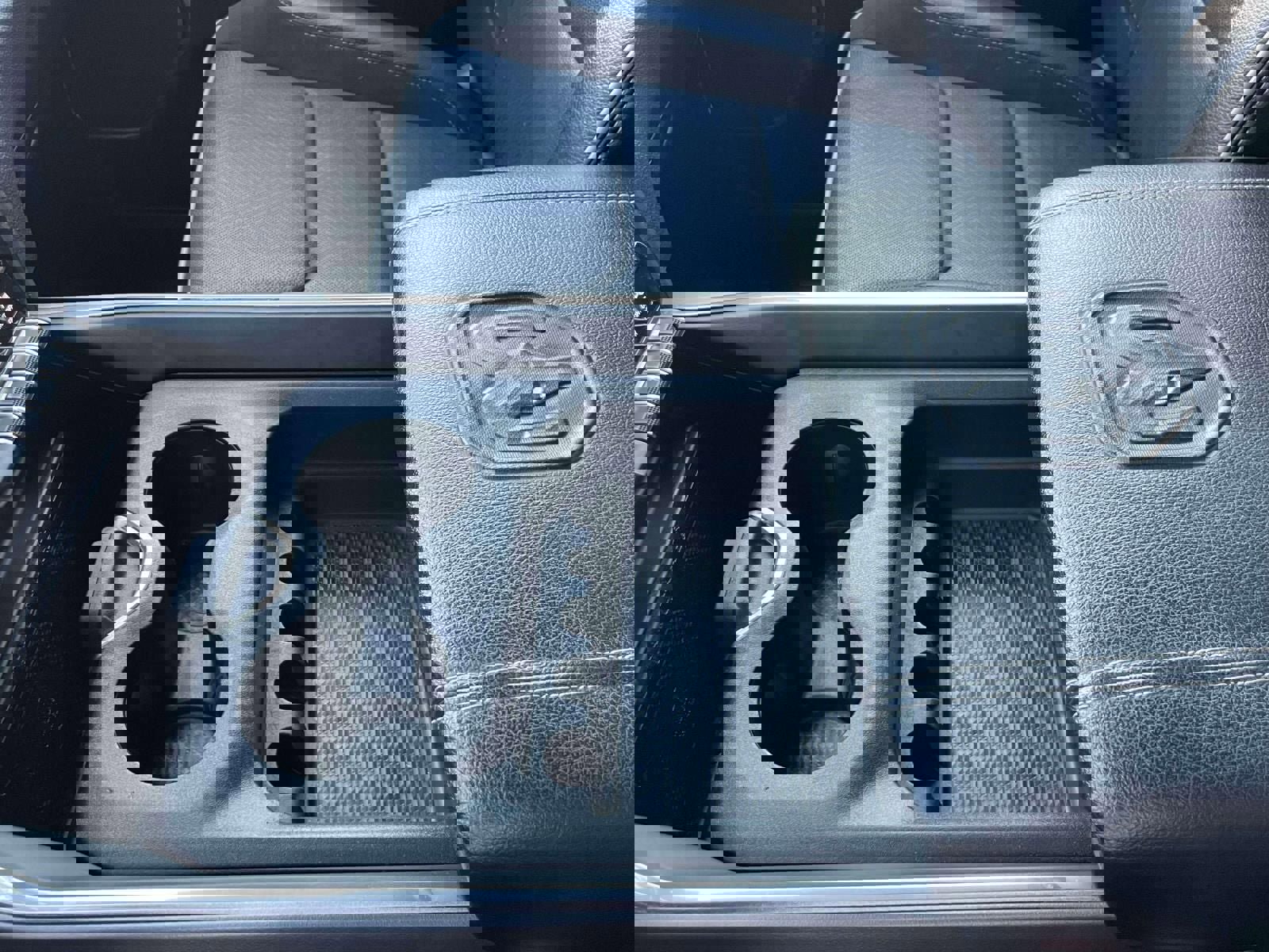 Used 2023 RAM 1500 Laramie image 32