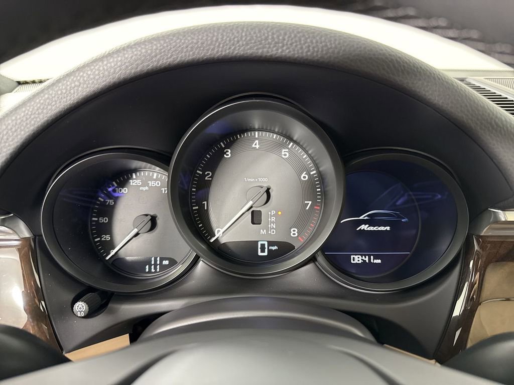 New 2026 Porsche Macan AWD/4WD image 37