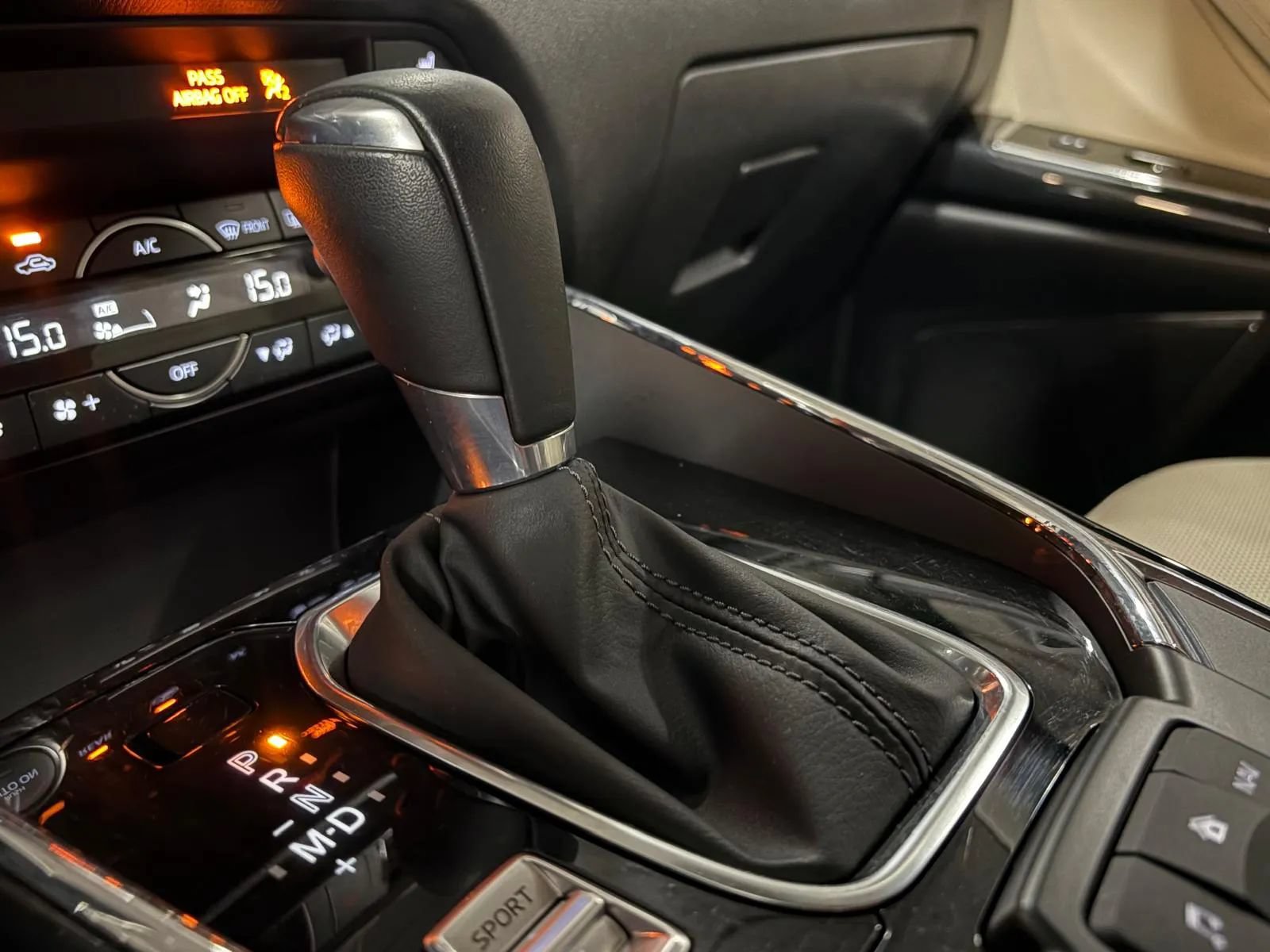 Used 2018 MAZDA CX-9 Touring w/ Touring Premium Package AWD/4WD image 41