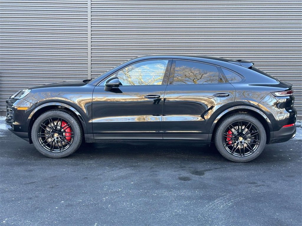 New 2026 Porsche Cayenne S image 2