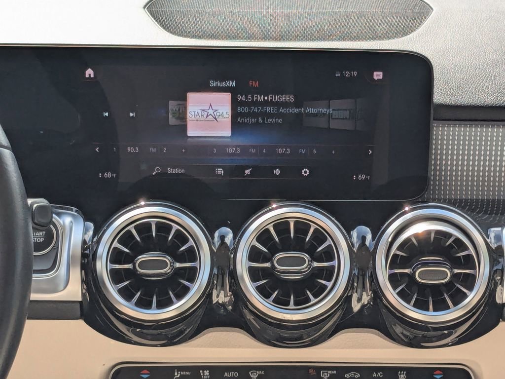 Certified 2023 Mercedes-Benz EQB 250+ w/ Exclusive Package image 5