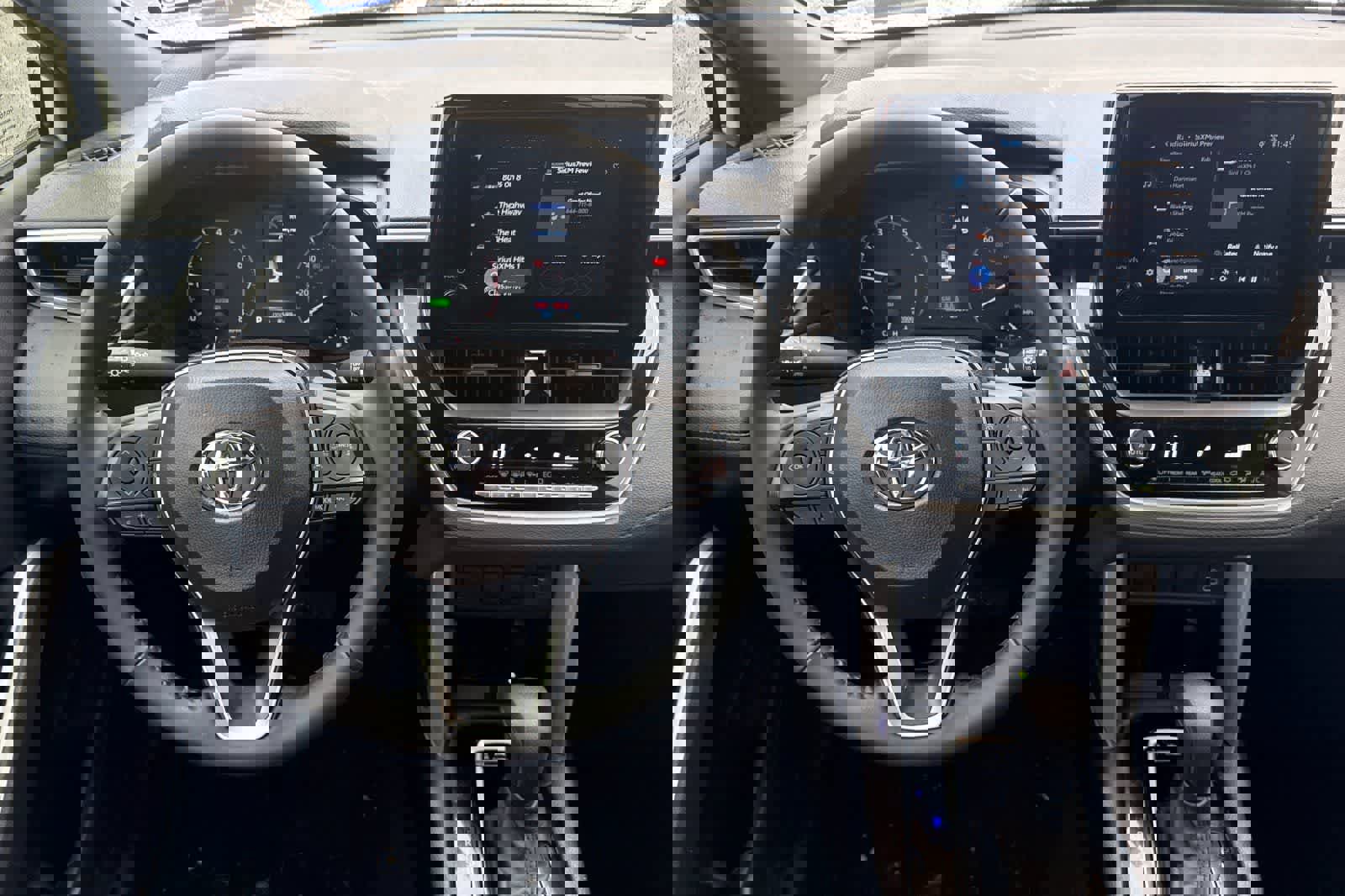 Used 2024 Toyota Corolla Cross SE AWD/4WD image 14