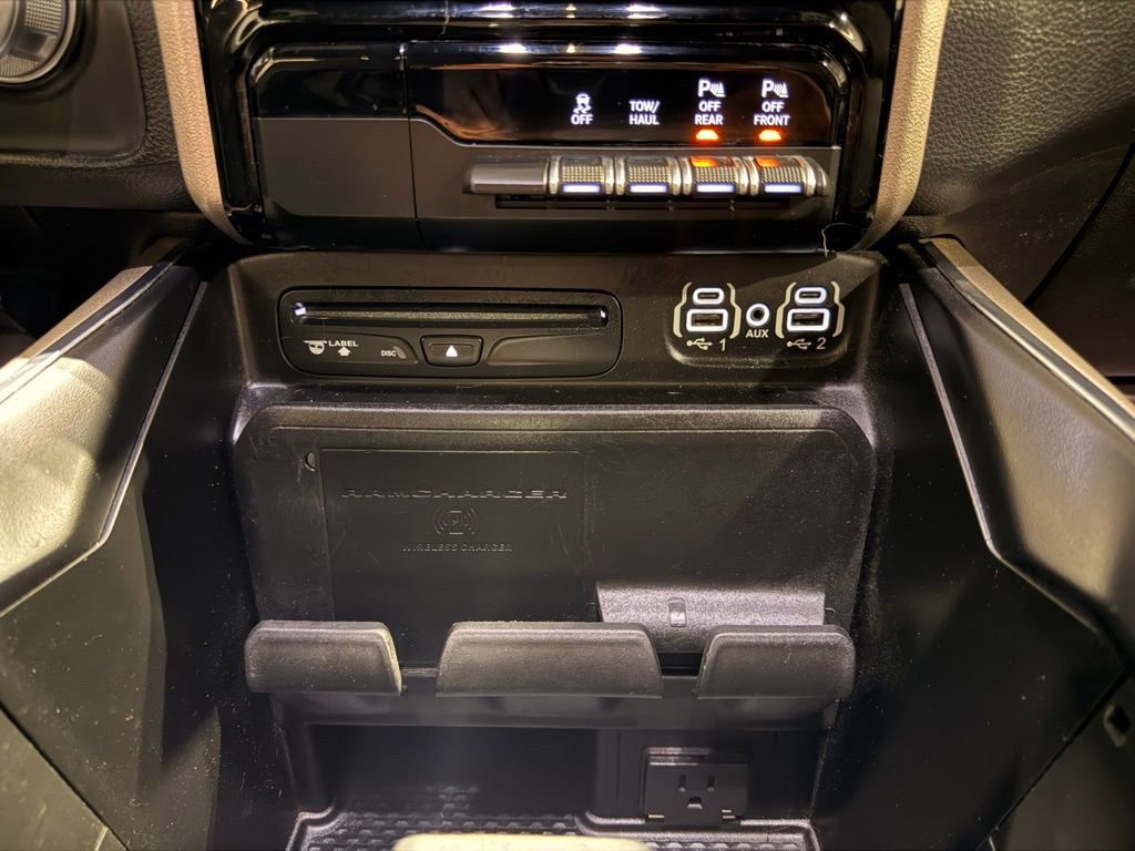 Used 2019 RAM 1500 Laramie image 28