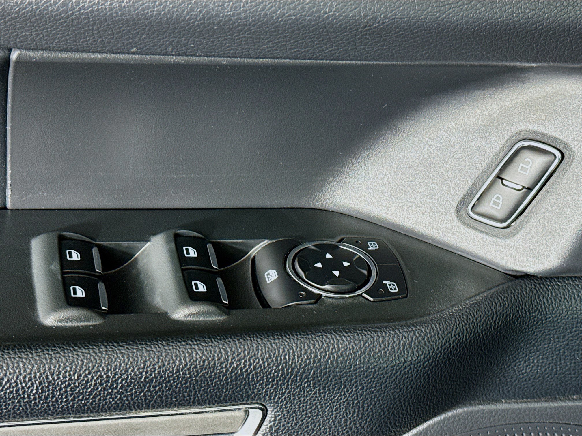 Used 2024 Ford Expedition Max XLT RWD image 22