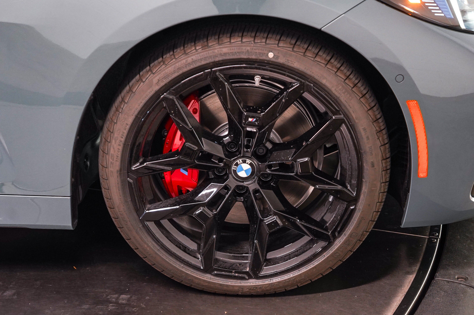 New 2027 BMW M440i Convertible RWD image 16