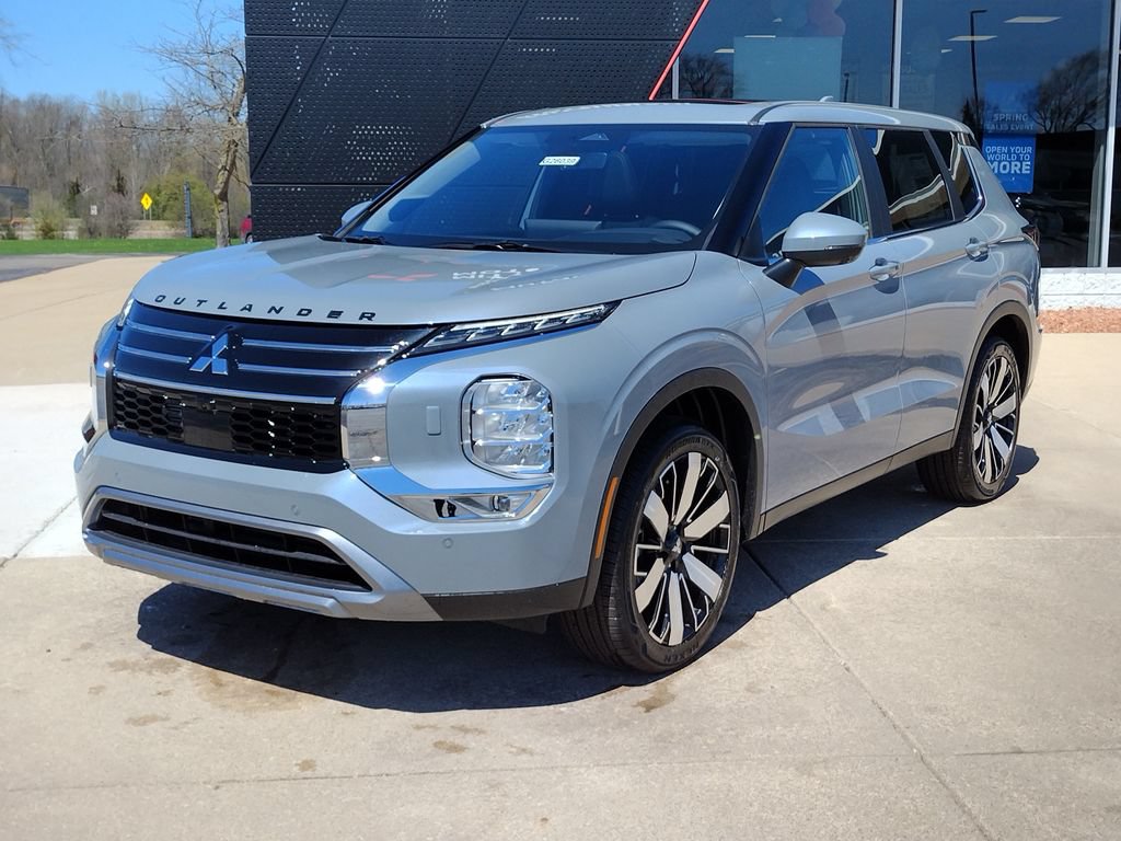 New 2026 Mitsubishi Outlander SE AWD/4WD image 1