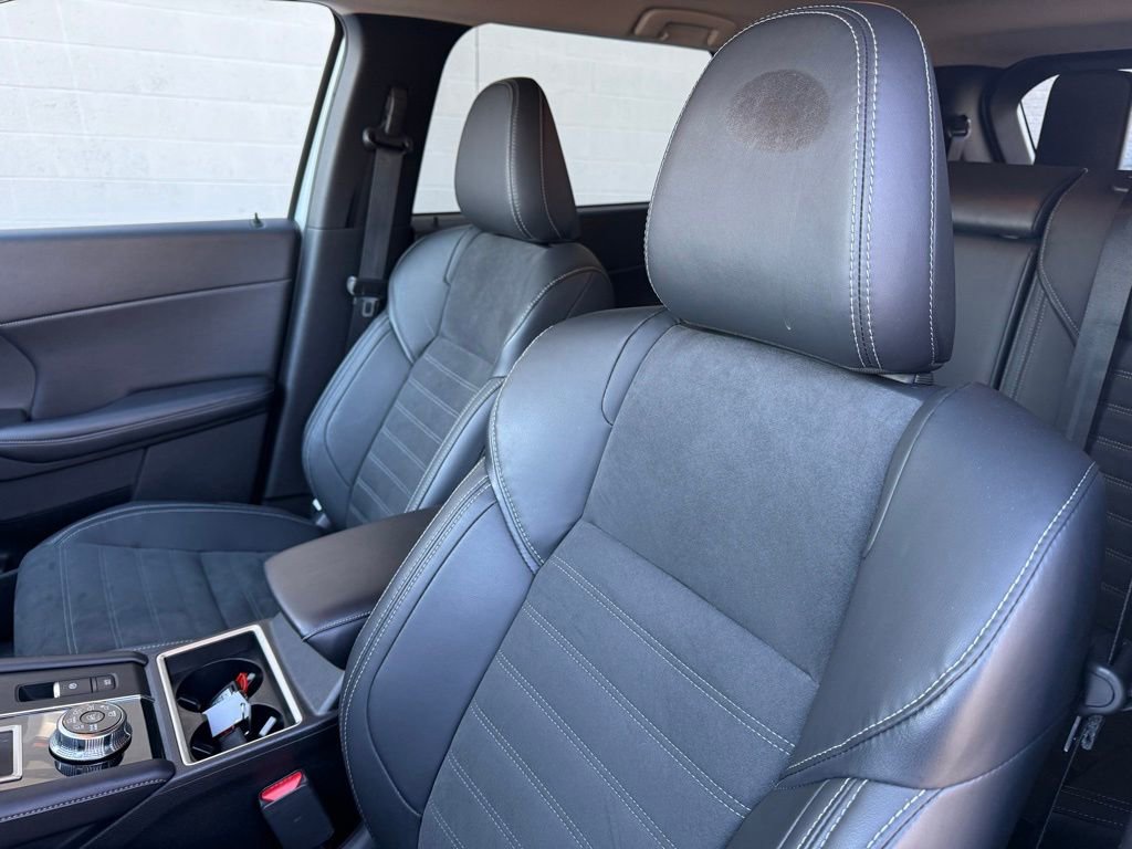 Used 2023 Mitsubishi Outlander SE image 20