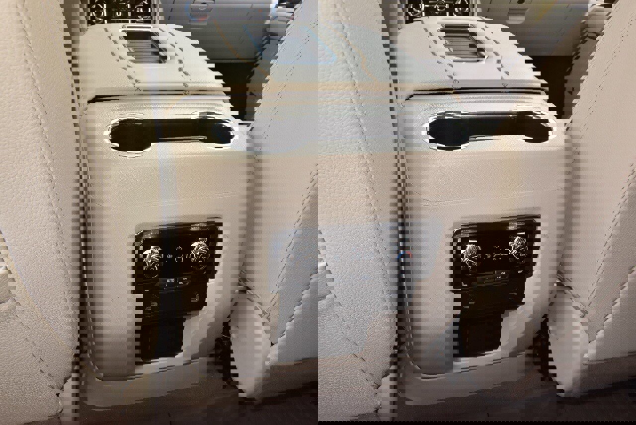 Used 2024 GMC Yukon Denali image 19