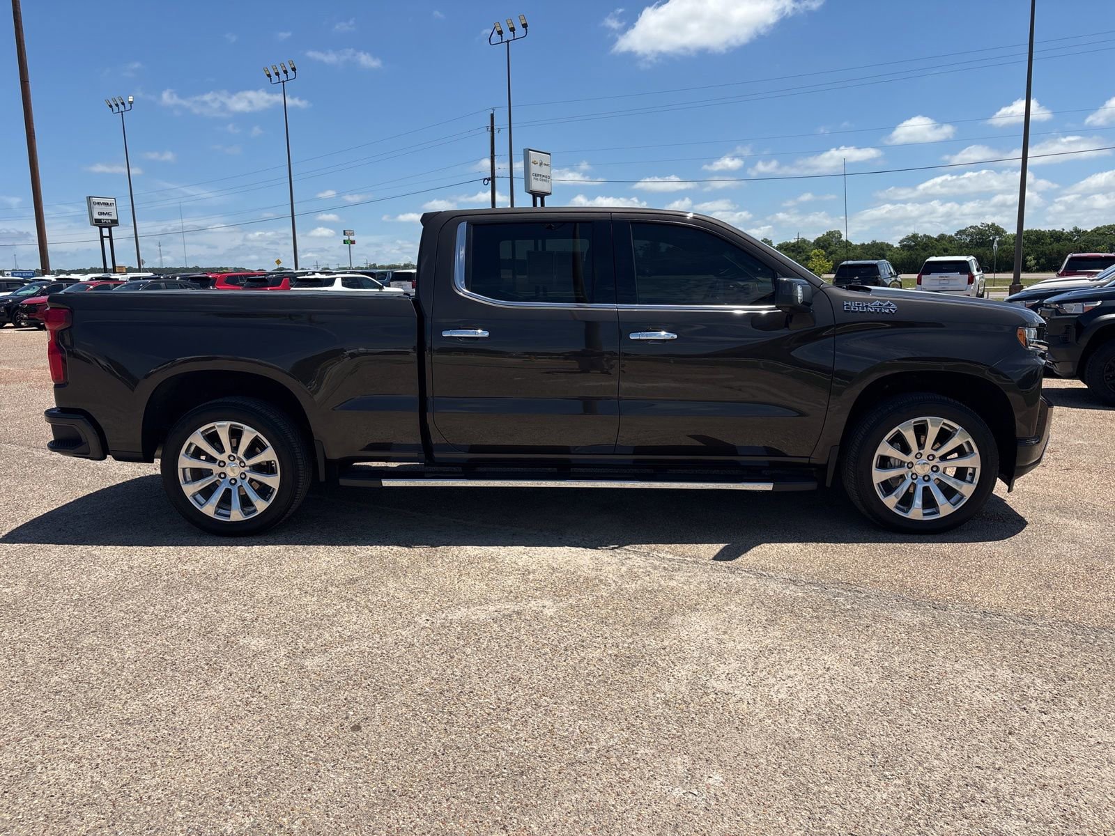 Used 2022 Chevrolet Silverado 1500 High Country AWD/4WD image 7