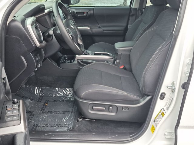 Used 2023 Toyota Tacoma 4x4 Double Cab w/ Trail Edition image 9