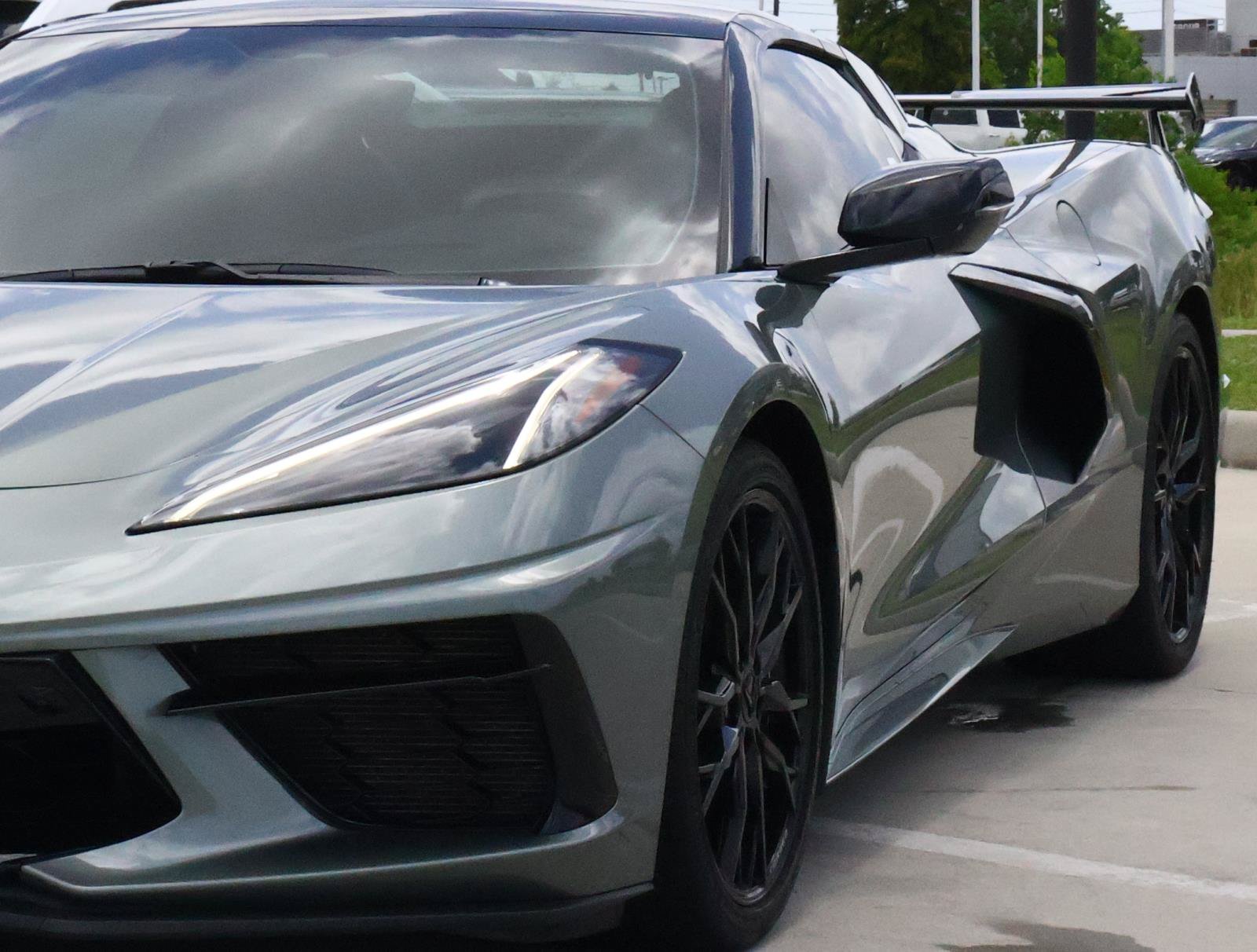 Used 2023 Chevrolet Corvette Stingray Preferred Conv w/ Z51 Performance Package RWD image 8