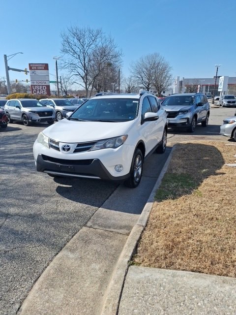 Used 2015 Toyota RAV4 XLE image 3