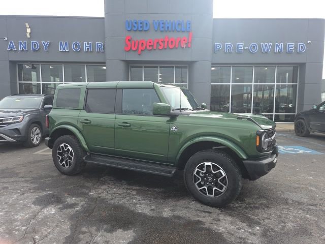 Used 2025 Ford Bronco Outer Banks image 1