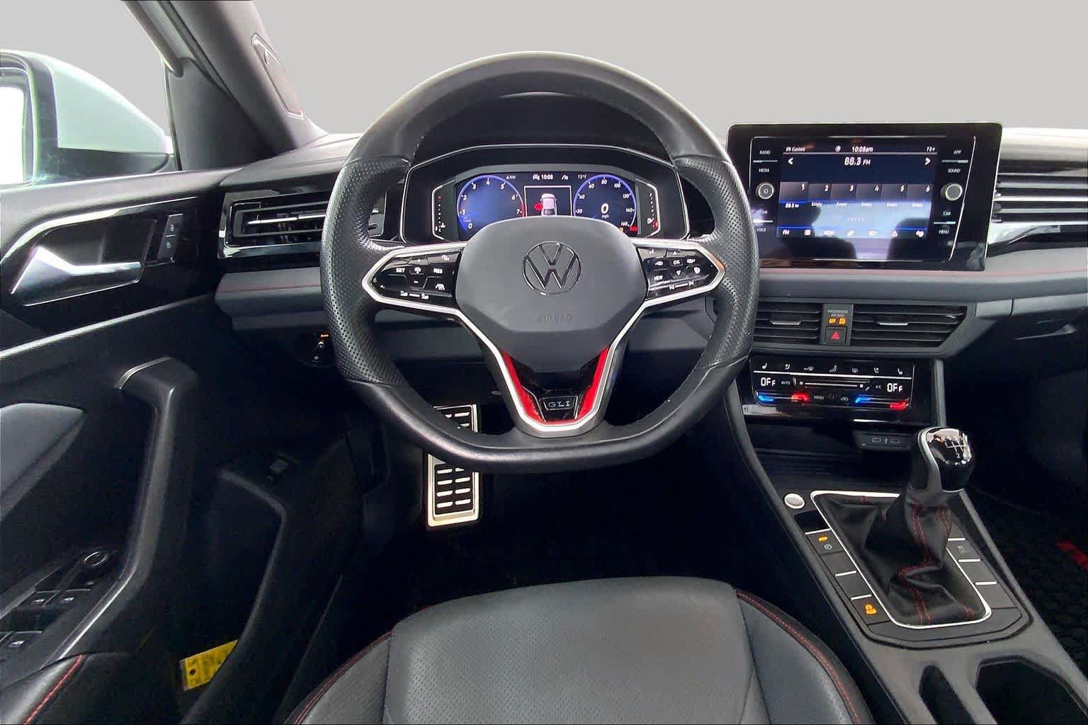 Used 2025 Volkswagen Jetta GLI Autobahn FWD image 6