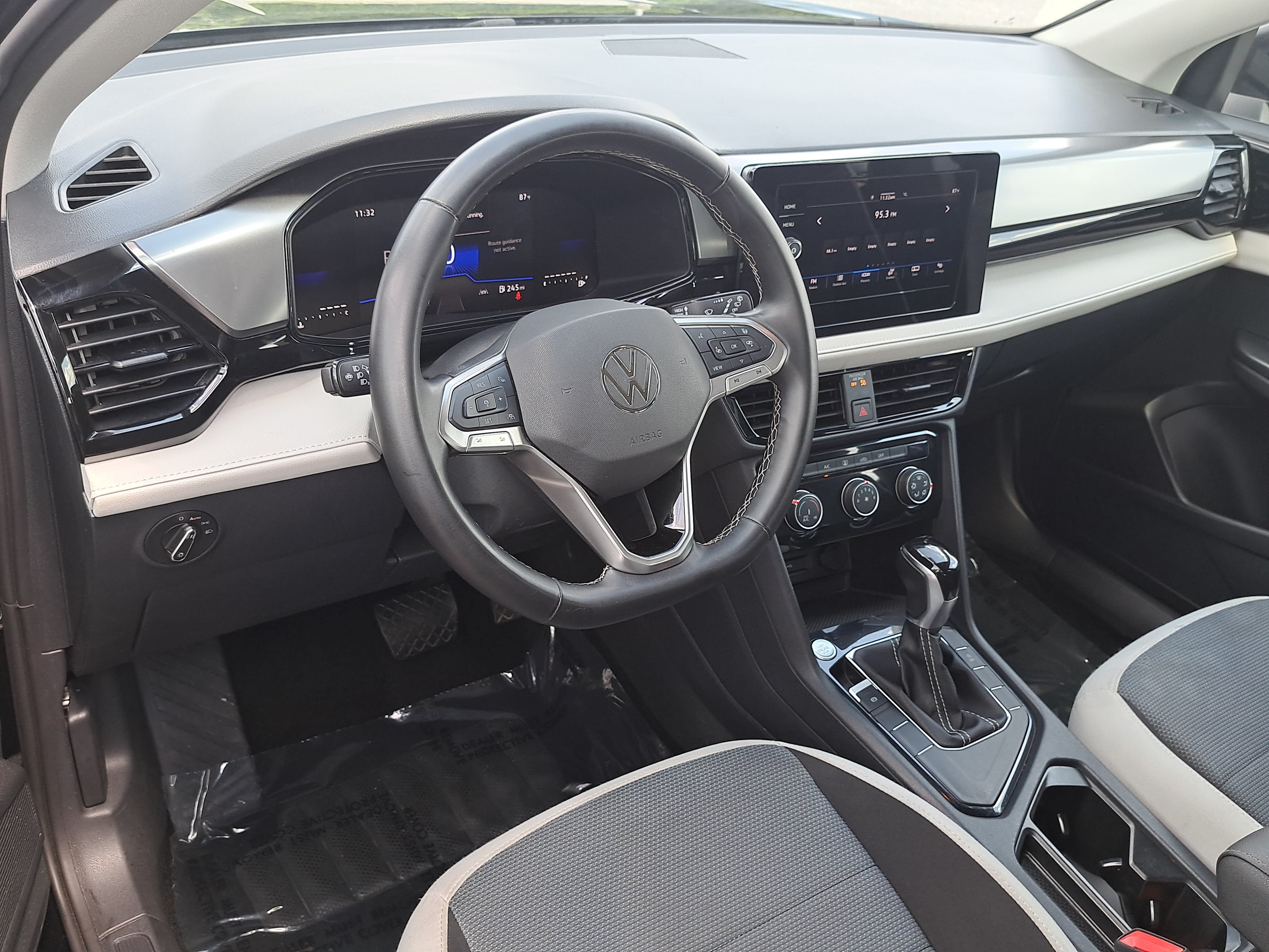 Used 2025 Volkswagen Taos S FWD image 16