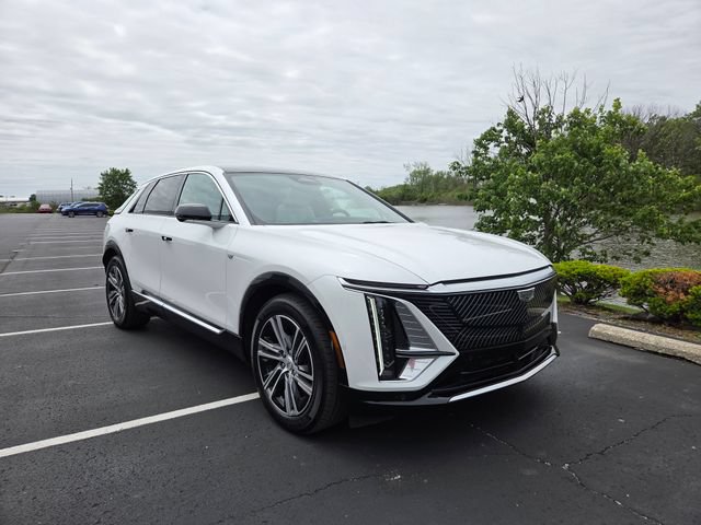 Used 2024 Cadillac Lyriq Luxury AWD/4WD image 54