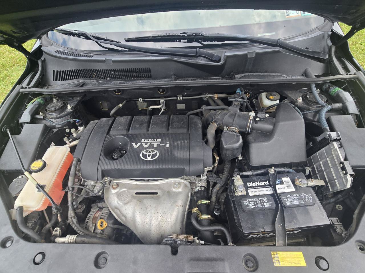 Used 2009 Toyota RAV4 4WD image 2
