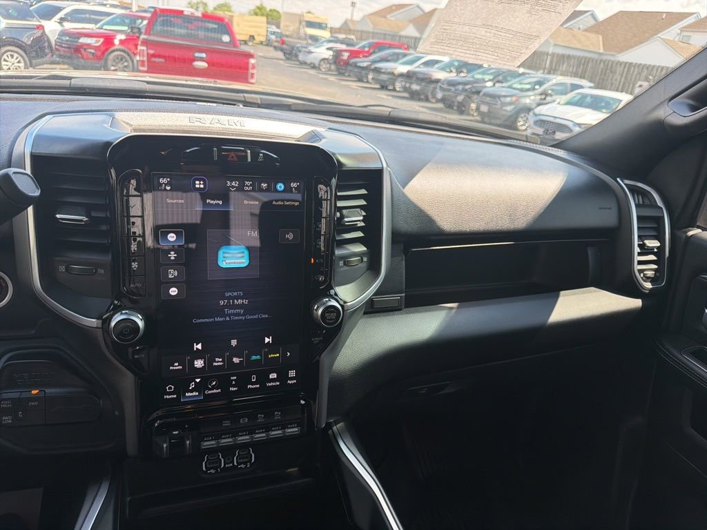 Used 2024 RAM 2500 Big Horn w/ Night Edition AWD/4WD image 25