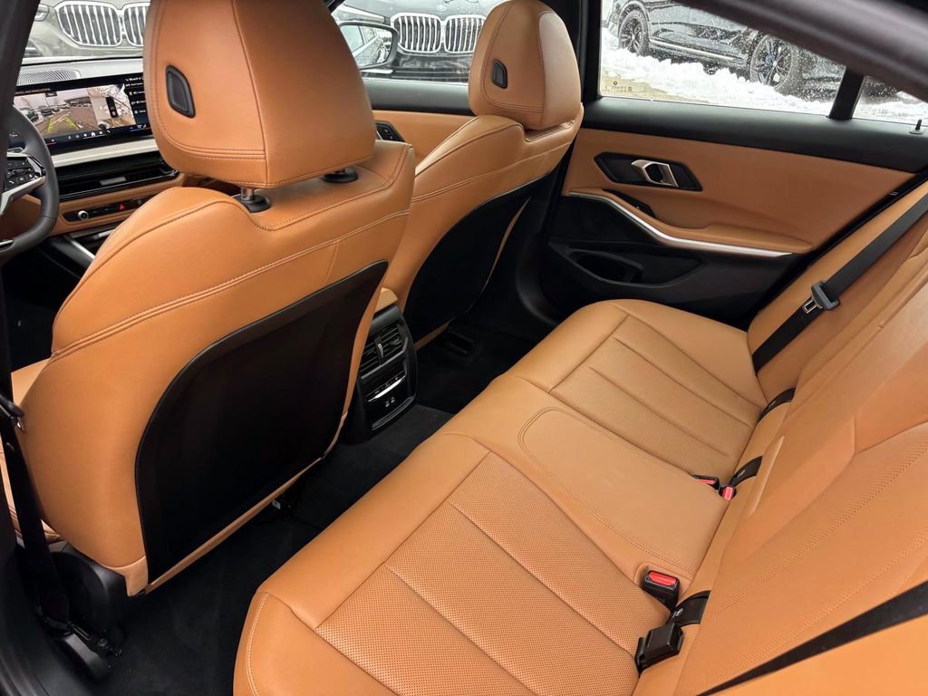 Certified 2025 BMW 330i xDrive Sedan image 29