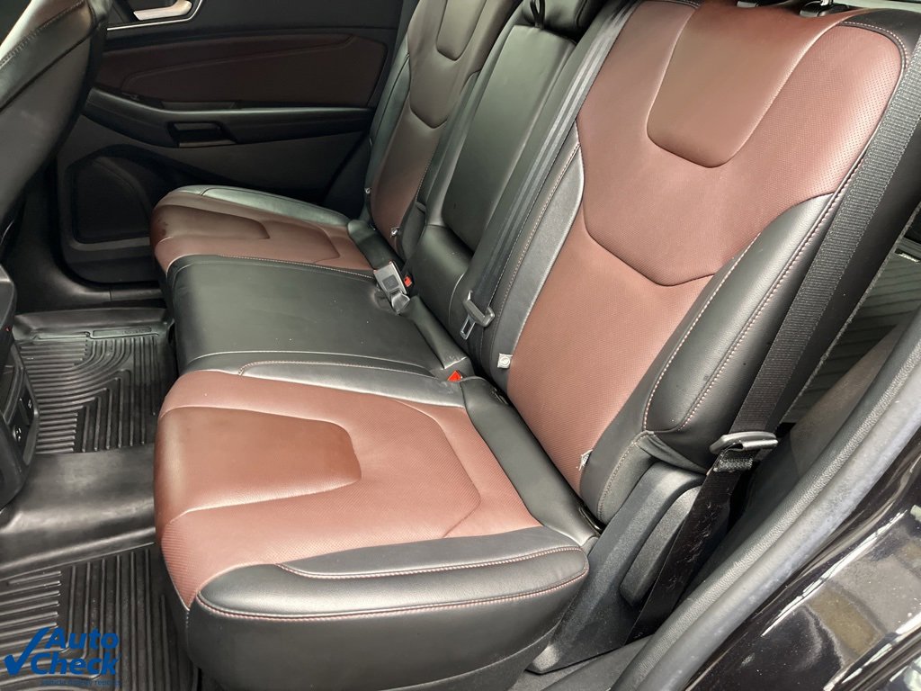Used 2021 Ford Edge Titanium w/ Equipment Group 301A image 19