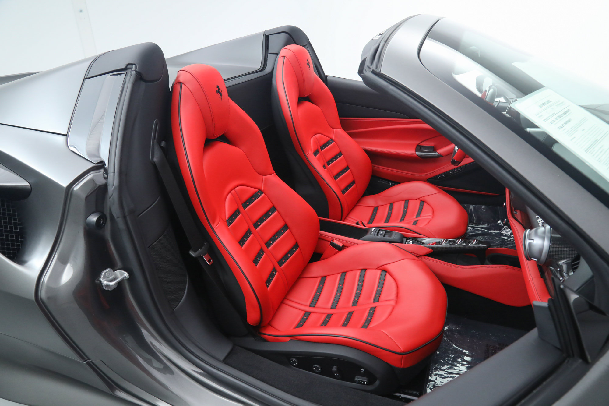 Certified 2023 Ferrari F8 Tributo RWD image 23