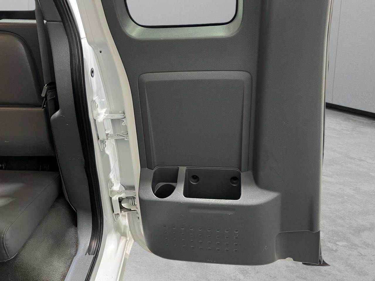 Used 2005 Dodge Dakota Laramie w/ Sport Appearance Group image 23