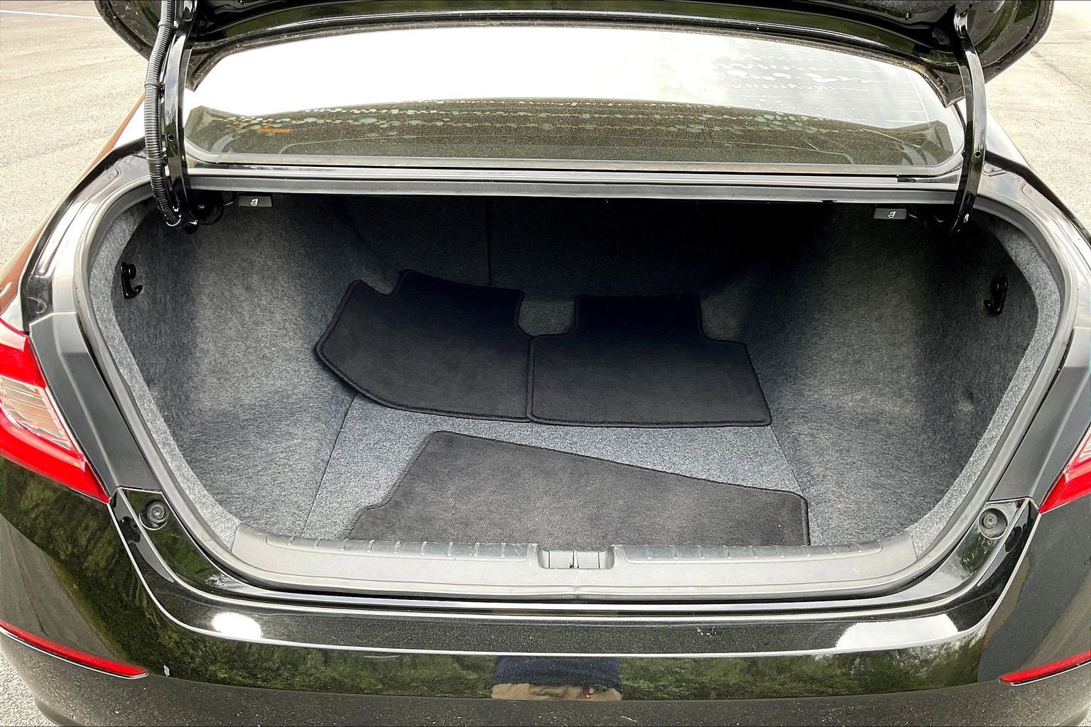 Used 2018 Honda Accord EX-L image 36