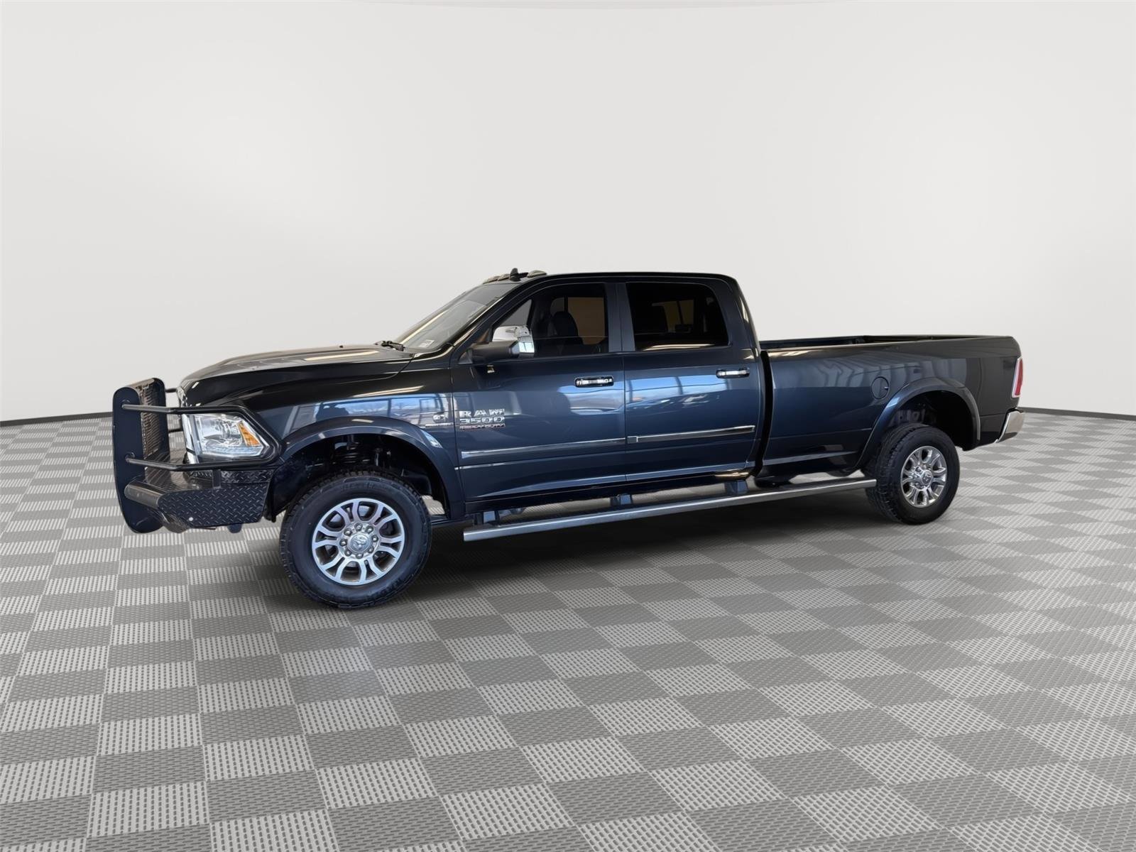 Used 2017 RAM 3500 Laramie w/ Convenience Group image 2