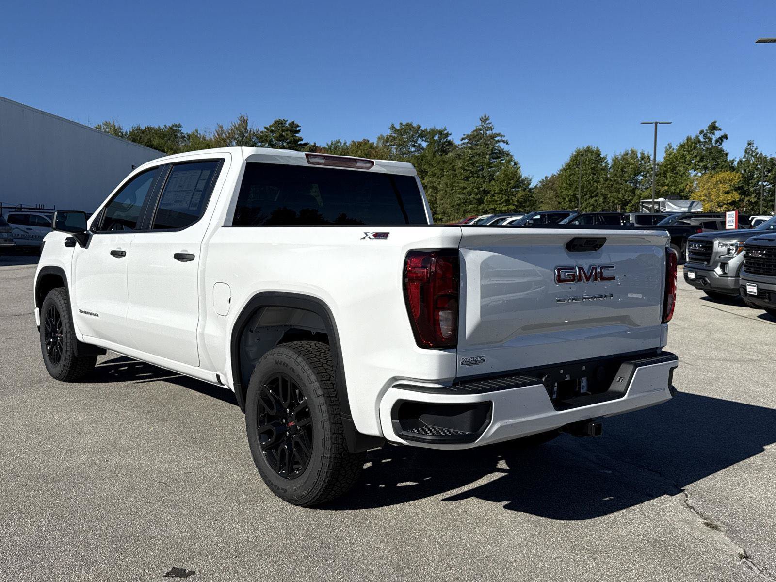 New 2026 GMC Sierra 1500 Pro w/ Graphite Edition AWD/4WD image 6