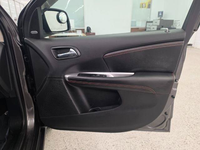 Used 2017 Dodge Journey GT AWD/4WD image 31