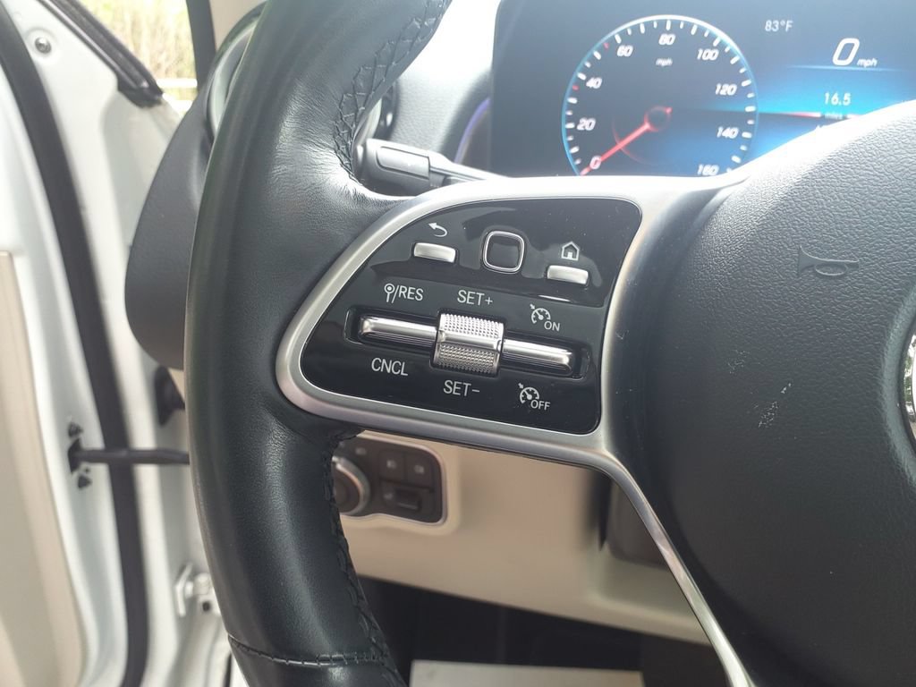 Certified 2023 Mercedes-Benz GLB 250 4MATIC w/ Premium Package image 25
