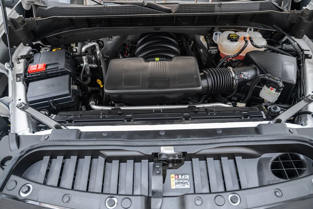 Used 2025 Chevrolet Silverado 1500 High Country AWD/4WD image 23