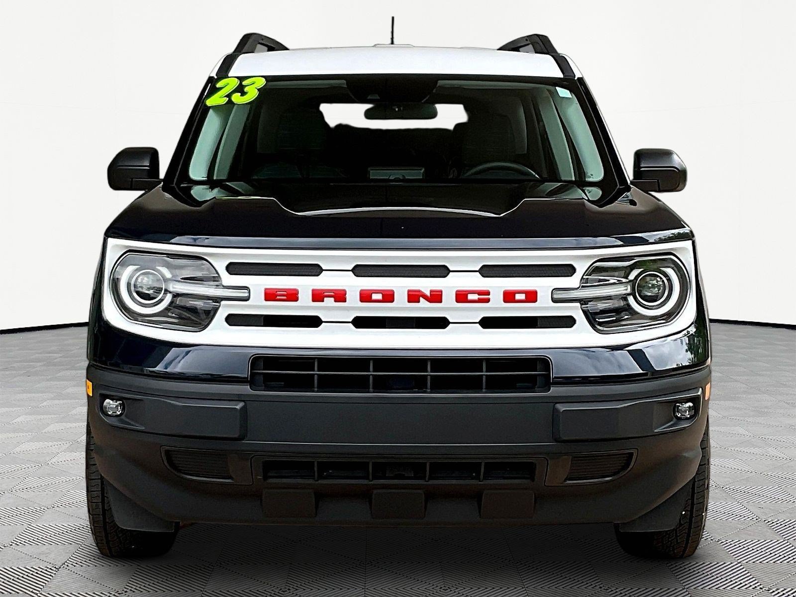 Used 2023 Ford Bronco Sport Heritage w/ Heritage Convenience Package AWD/4WD image 2
