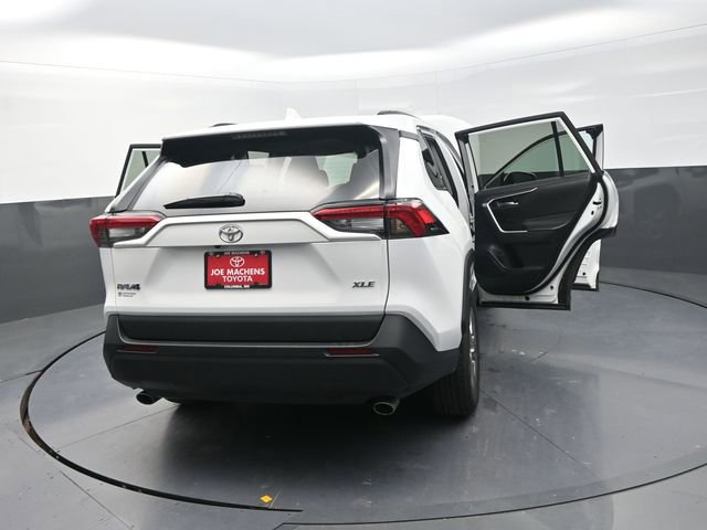 Used 2024 Toyota RAV4 XLE image 24