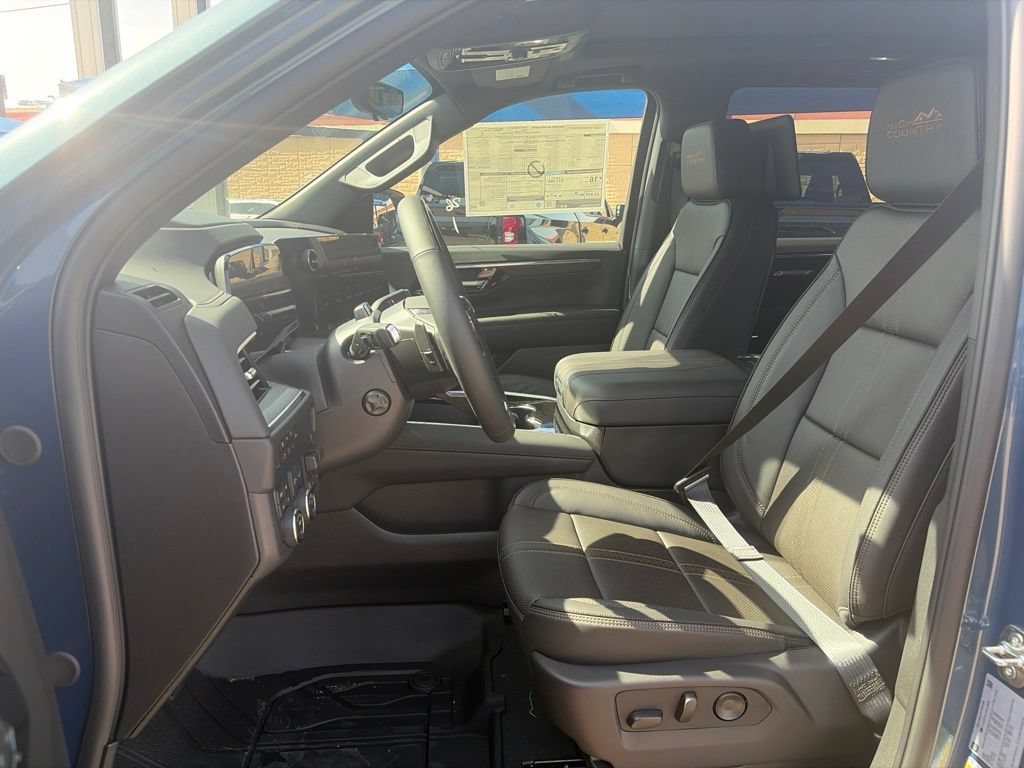 New 2026 Chevrolet Tahoe High Country AWD/4WD image 15
