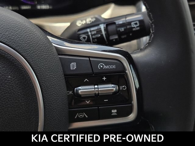 Certified 2023 Kia Sorento SX AWD/4WD image 32